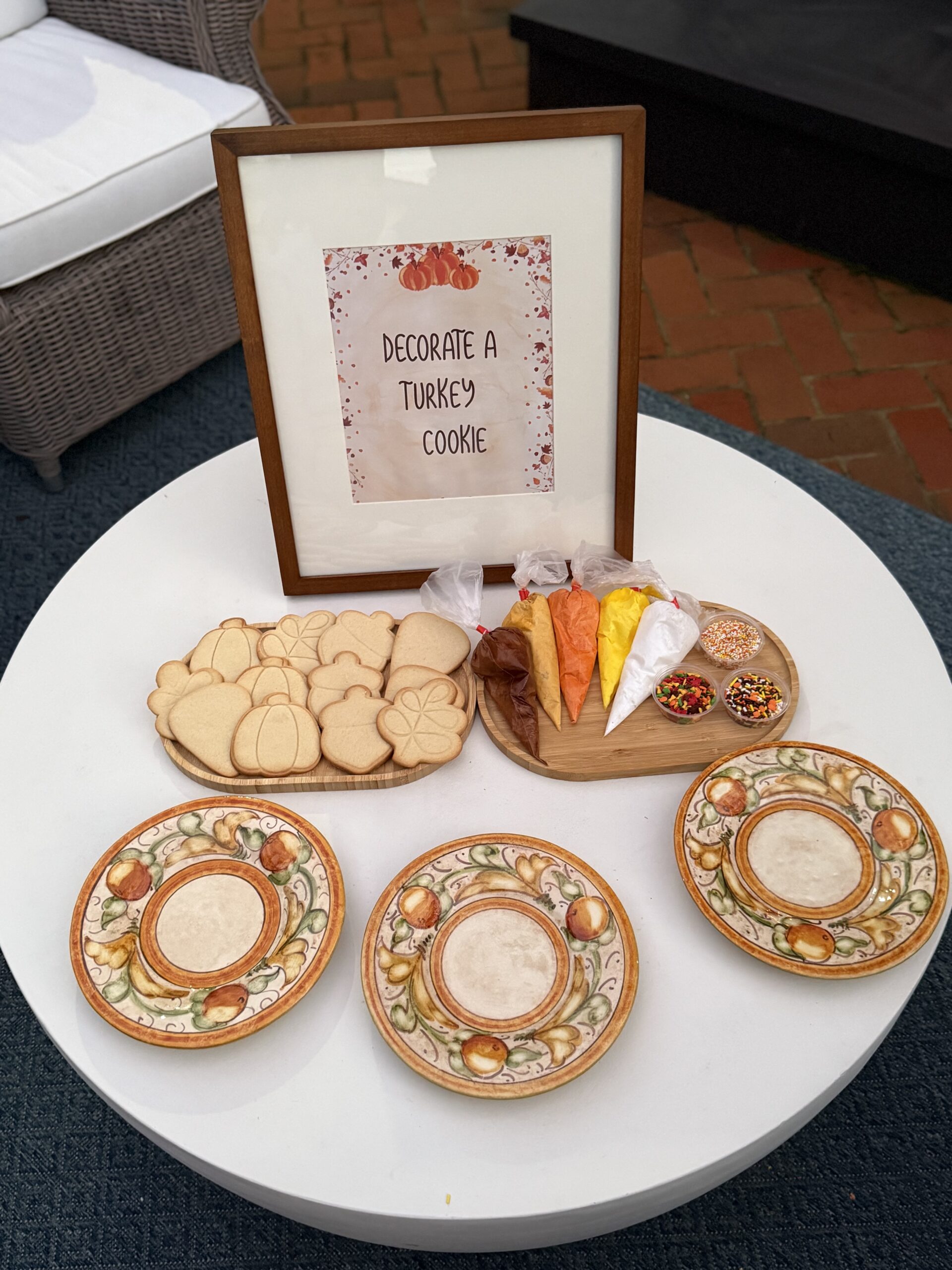 Build your own Thanksgiving cookie craft