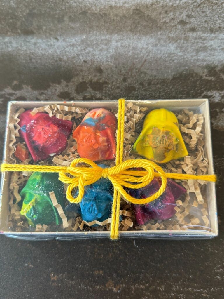 Darth Vader crayons